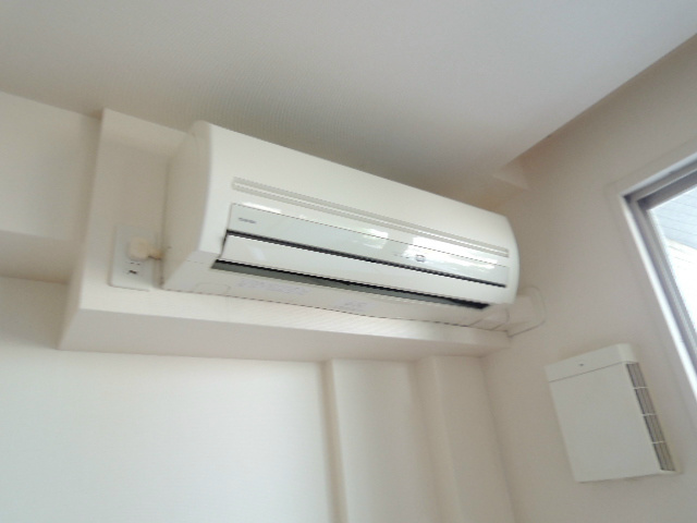 その他設備　エアコン１台付