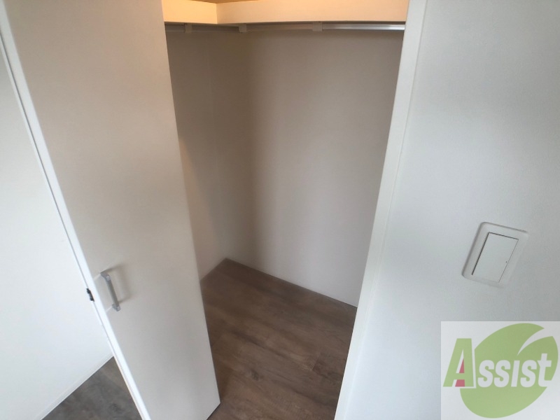 収納　嬉しいウォークインクローゼット仕様です！