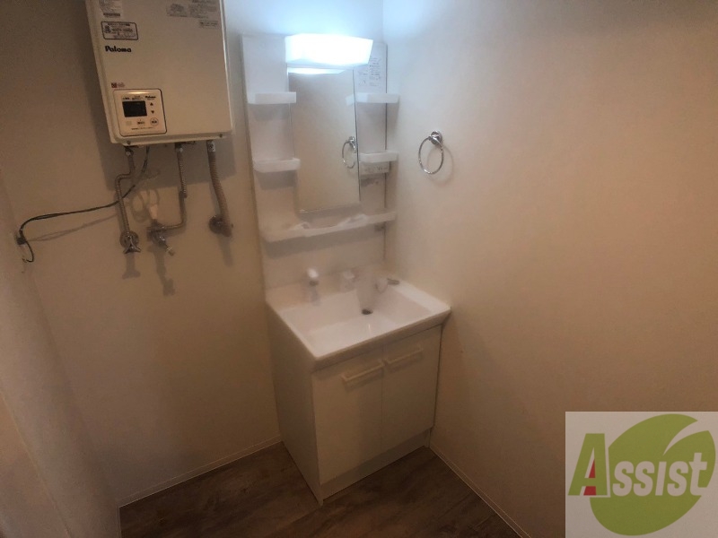 洗面設備　シャンプードレッサーで身支度もラクラクです！