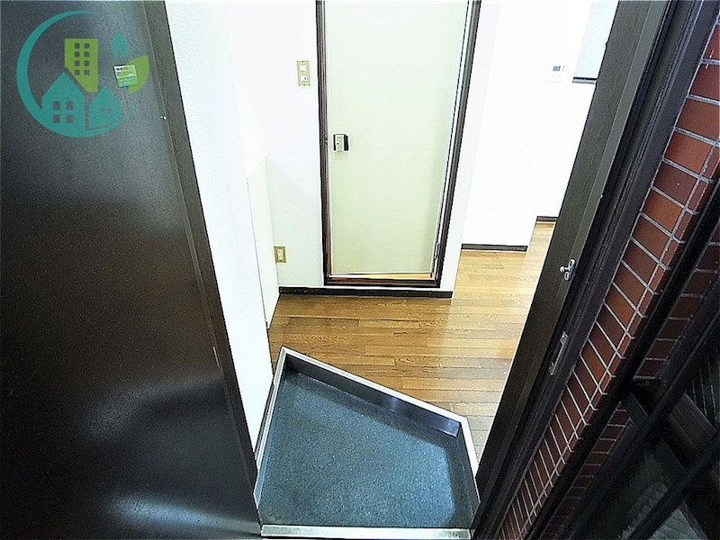 玄関　ロマネスク六甲