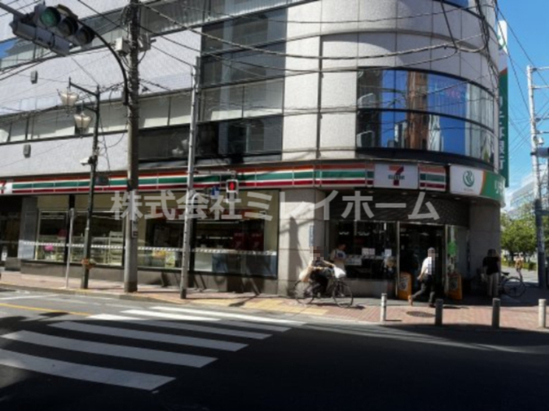 コンビニ　セブンイレブン　西蒲田5丁目店（コンビニ）まで181m