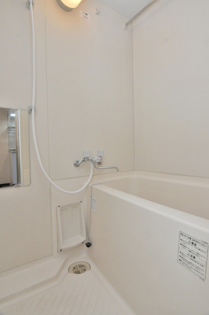 バス・シャワールーム　バス※別部屋参考写真