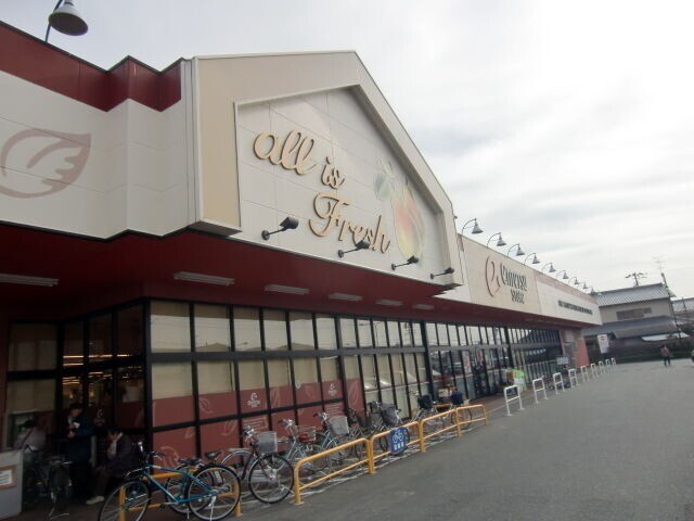 スーパー　遠鉄ストア西ヶ崎店（スーパー）まで952m