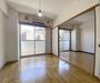 居室・リビング　落ち着いた雰囲気のお部屋です