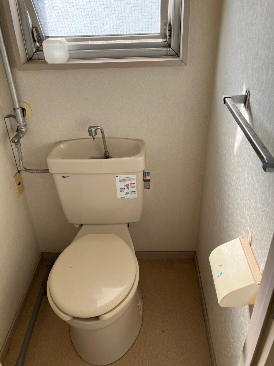 姫中スズキアパートのトイレ写真