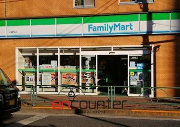 コンビニ　ファミリーマート三鷹南店（コンビニ）まで140m