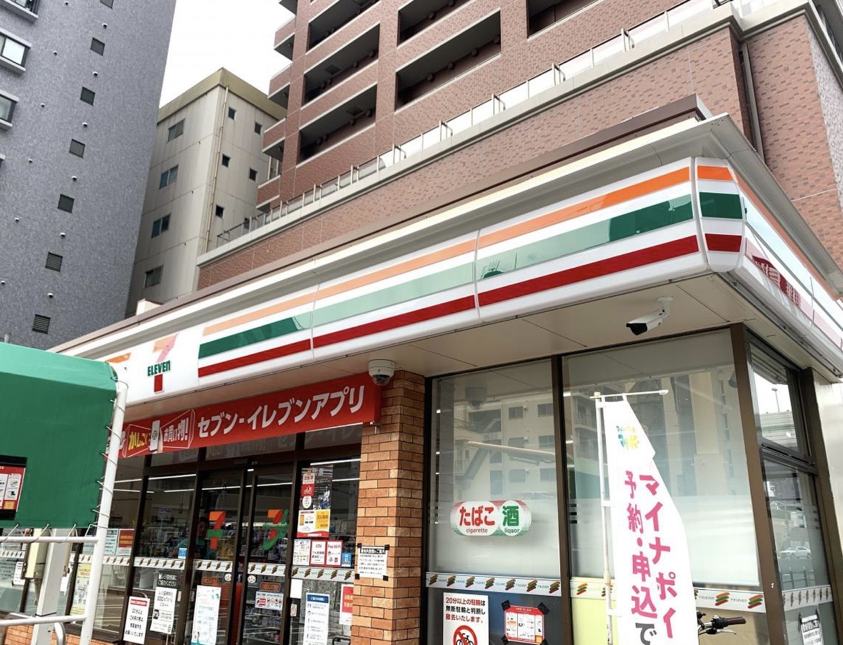 コンビニ　セブンイレブン大阪OCAT前店（コンビニ）まで147m