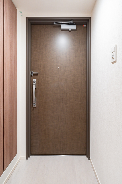 玄関　※写真は同タイプ住戸です。