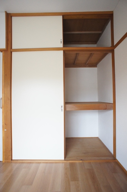 収納　天袋付☆押入タイプは奥行があるので、収納らくらくです♪