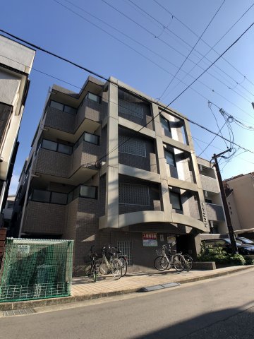 建物外観　敷地内に駐輪場があります！
