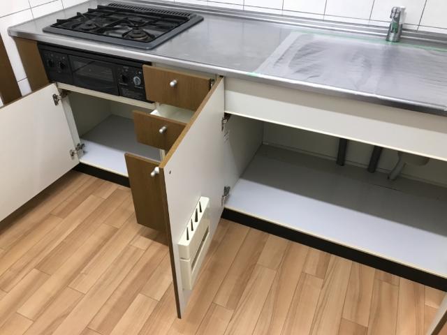 キッチン　キッチン下