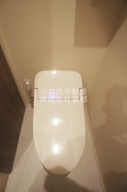 トイレ　洗浄・暖房便座付です！