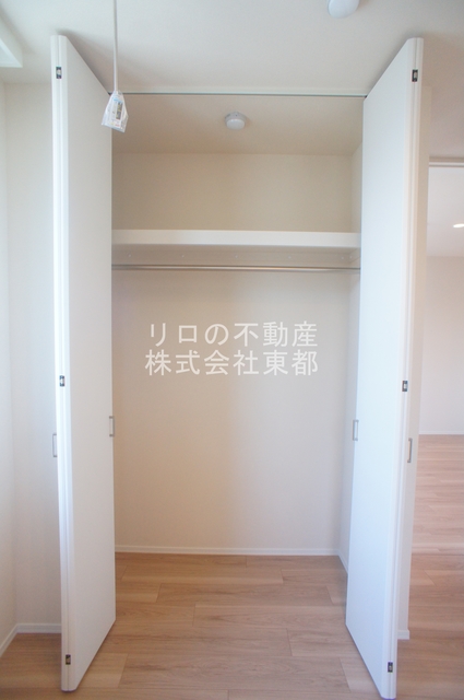 収納　パイプハンガー付き☆畳まず衣類を掛けることができます♪