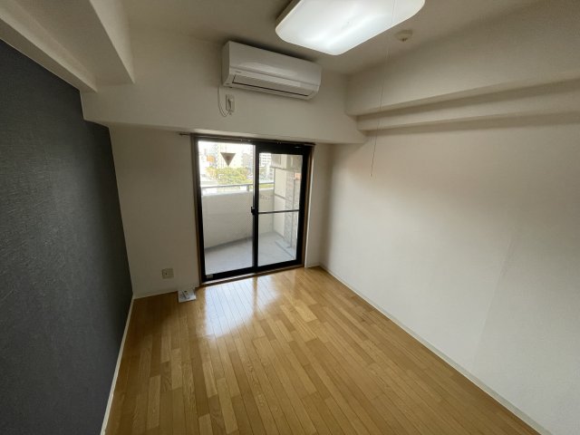 居室・リビング　ゆったりとした居間です