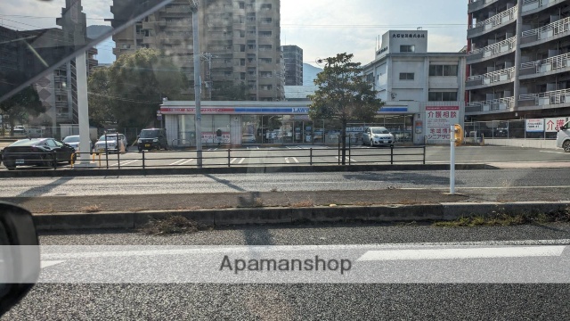 コンビニ　ローソン 八幡前田一丁目店（コンビニ）まで1911m