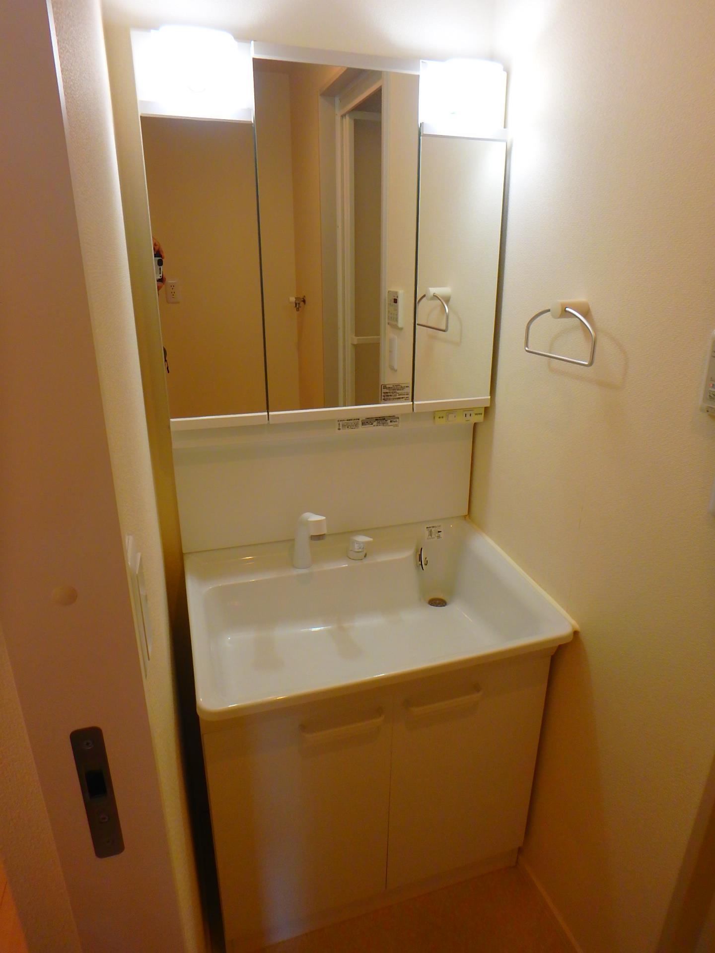 洗面設備　他の部屋参考写真