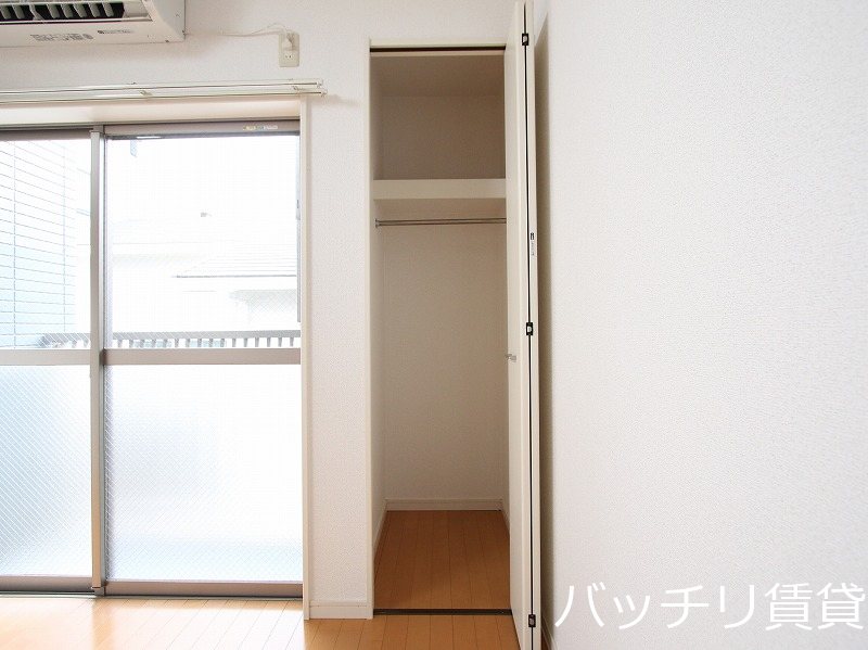 収納　画像は別号室タイプの為、現状を優先致します。