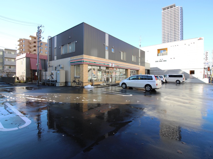 コンビニ　琴似3条2丁目1-7 セブンイレブン琴似3条2丁目店.JPG（コンビニ）まで500m