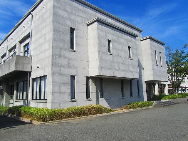 図書館　奈良県立大学附属図書館（図書館）まで504m