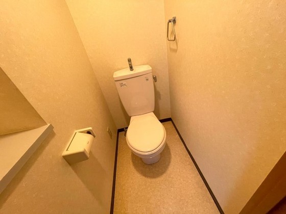 トイレ　※別部屋の写真です