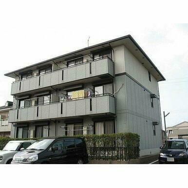 建物外観　外観は落ち着いています