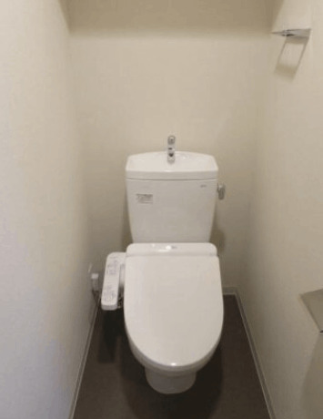 トイレ　※別部屋参考写真