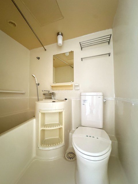 関目駅前ハイデンスのトイレ写真