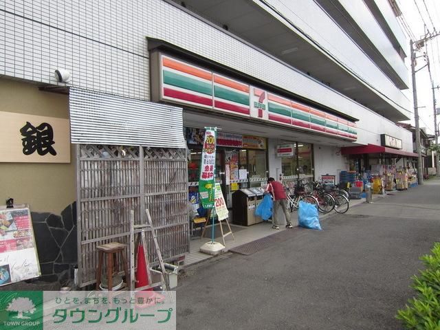 コンビニ　セブンイレブン（コンビニ）まで220m