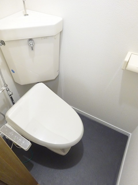 トイレ　★温水洗浄便座付き★