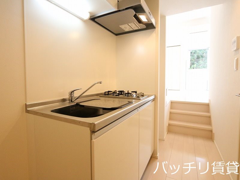 キッチン　同型タイプの為、現状を優先致します。