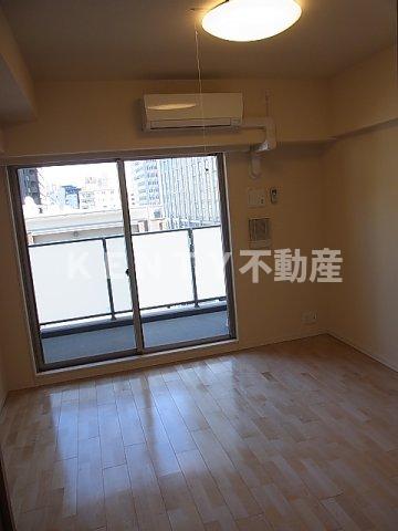 居室・リビング　居間です