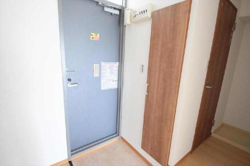 玄関　シューズボックス完備