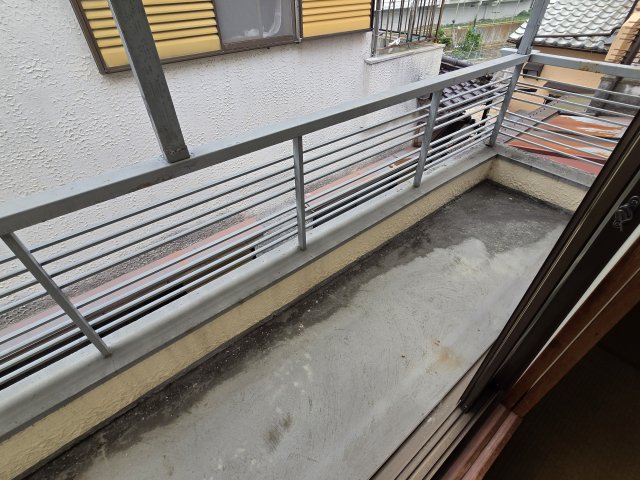 バルコニー　陽当たり良好なバルコニーです