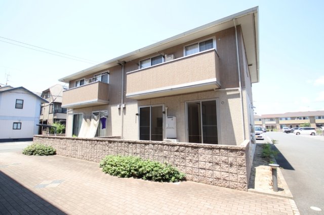 建物外観　ルミエール手城　B棟・軽量鉄骨造