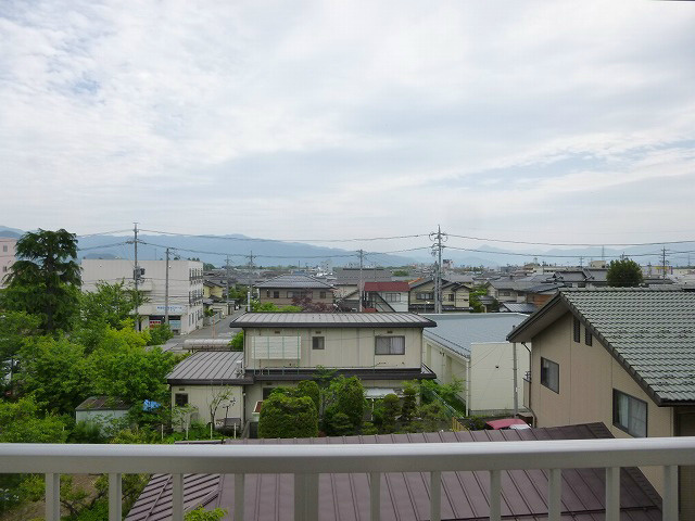 眺望　写真は別号室です。