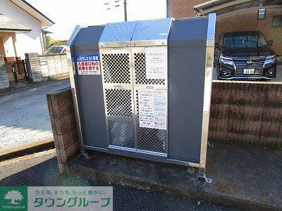 その他　ボックス型ごみ置き場