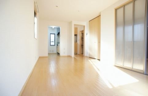 居室・リビング　日当りの良いリビングです♪※他部屋の画像ですが参考まで♪