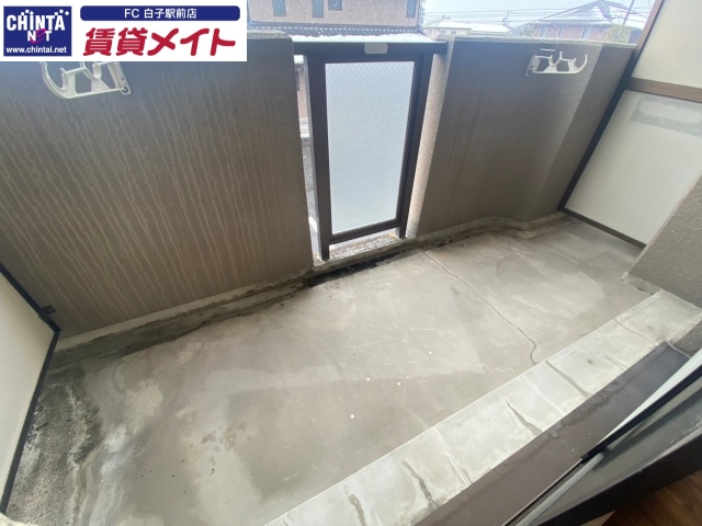 バルコニー　同物件別室写真