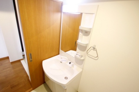 洗面設備　※別部屋の写真です