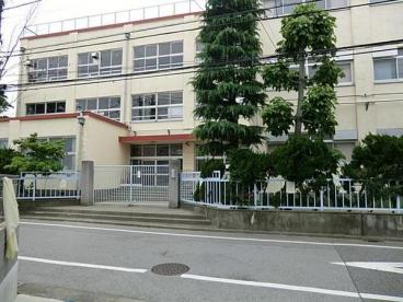 小学校　足立区立弘道第一小学校（小学校）まで435m