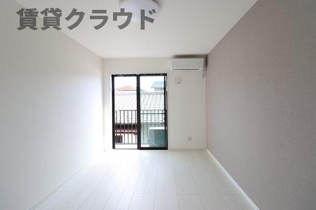 その他部屋・スペース　使い勝手のいい寝室です