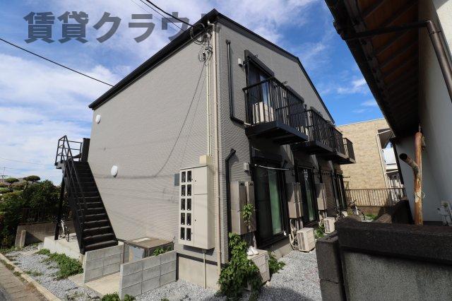 建物外観　シンプルな飽きの来ない外観です！