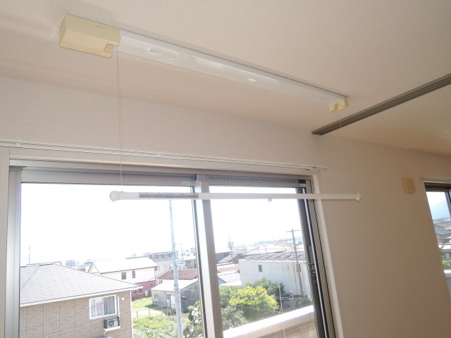 玄関　玄関扉