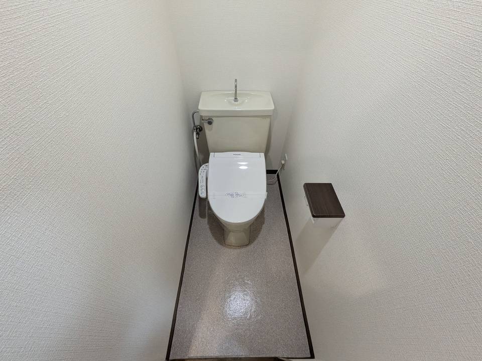 トイレ　トイレ