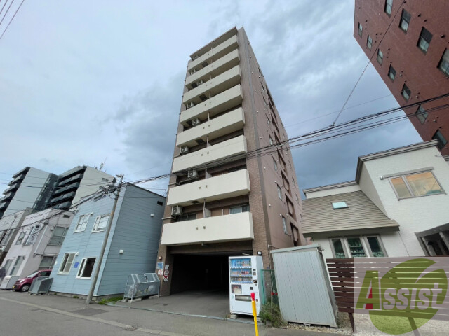 建物外観　札幌市中央区南十七条西「ＡｚｚｕｒｒｉＧａｒｄｅｎ山鼻」