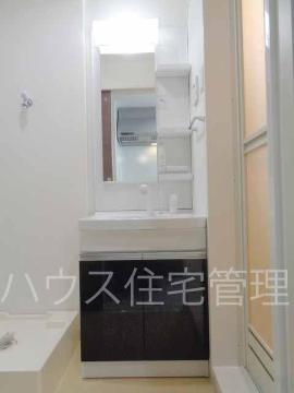洗面設備　洗髪洗面化粧台