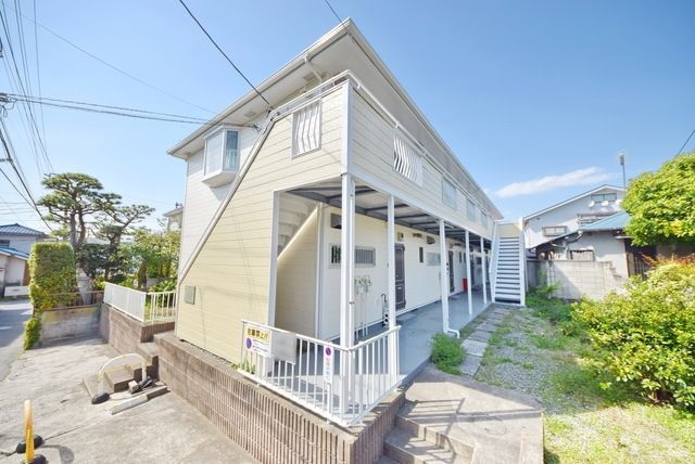 建物外観　★新婚さん・カップルの方にもおすすめの2DK★