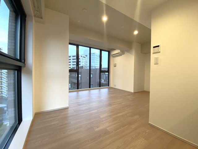 1LDK Mansion in Shibuya, Tokyo — photo 3 of 3