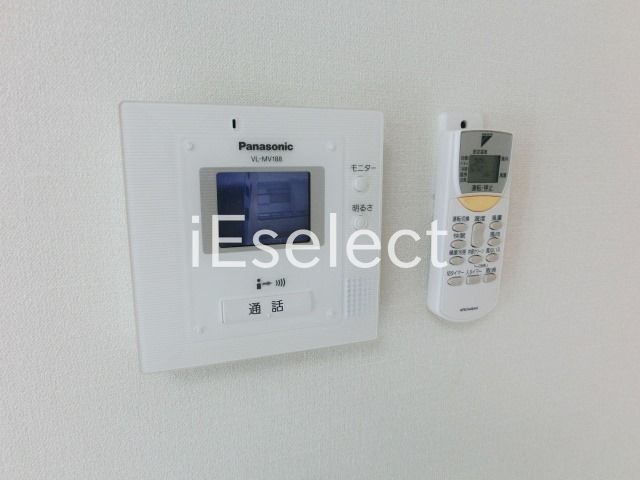 セキュリティ　来訪者の分かるTVホン付です。