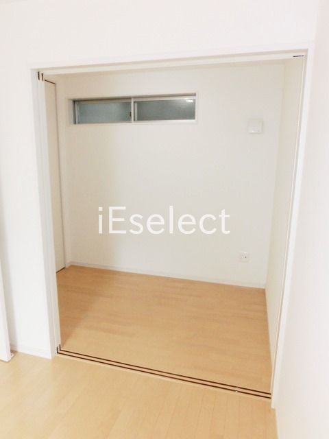 その他設備　コチラが洋室です。広くはないのでベッドスペースとしてご利用…